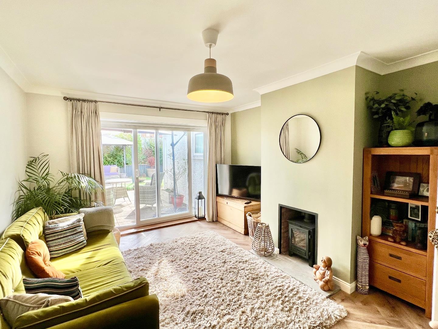 West End Avenue, Porthcawl, Bridgend County Borough, CF36 3NF